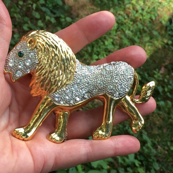 Vintage Big Gold Sparkly Lion Brooch - Picture 5 of 6